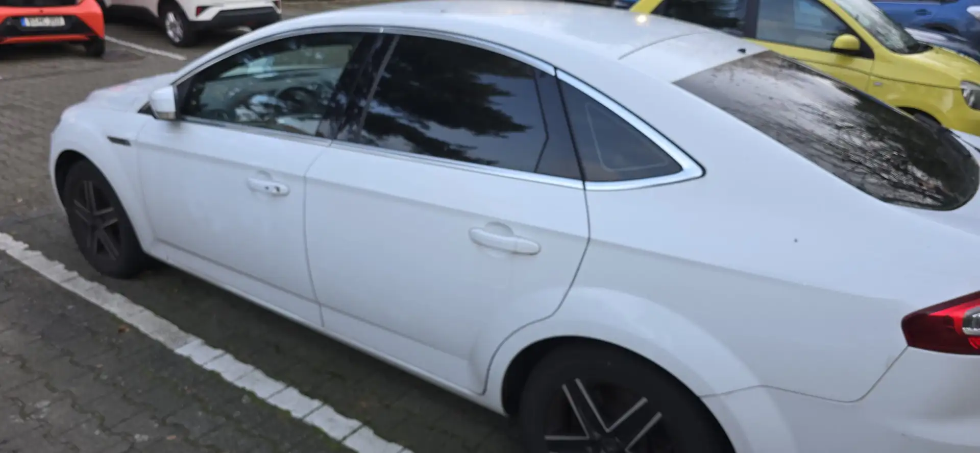 Ford Mondeo Business Edition Weiß - 2