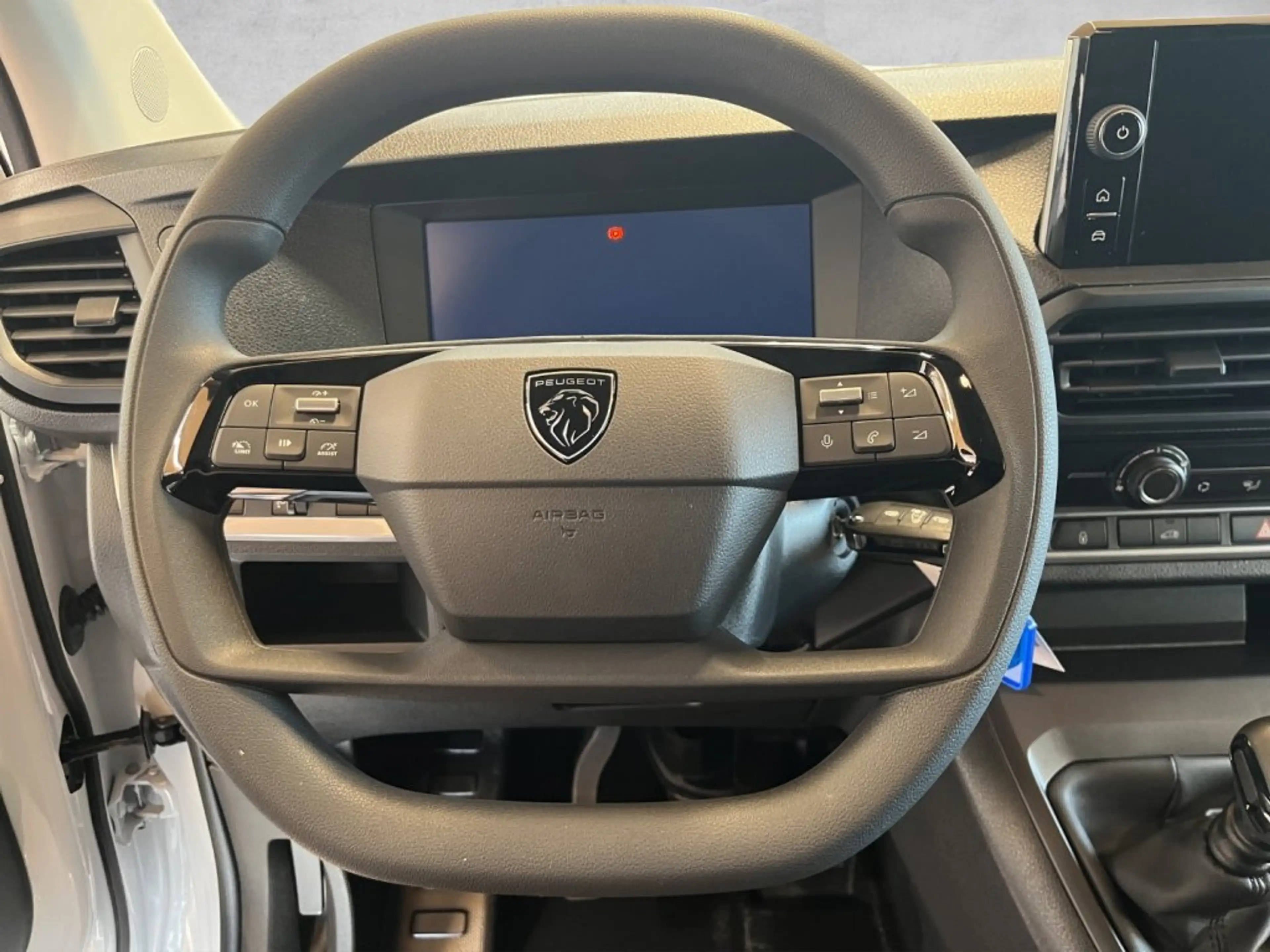 Peugeot Expert Kastenwagen XL BHDI 150 S&S — photo 7