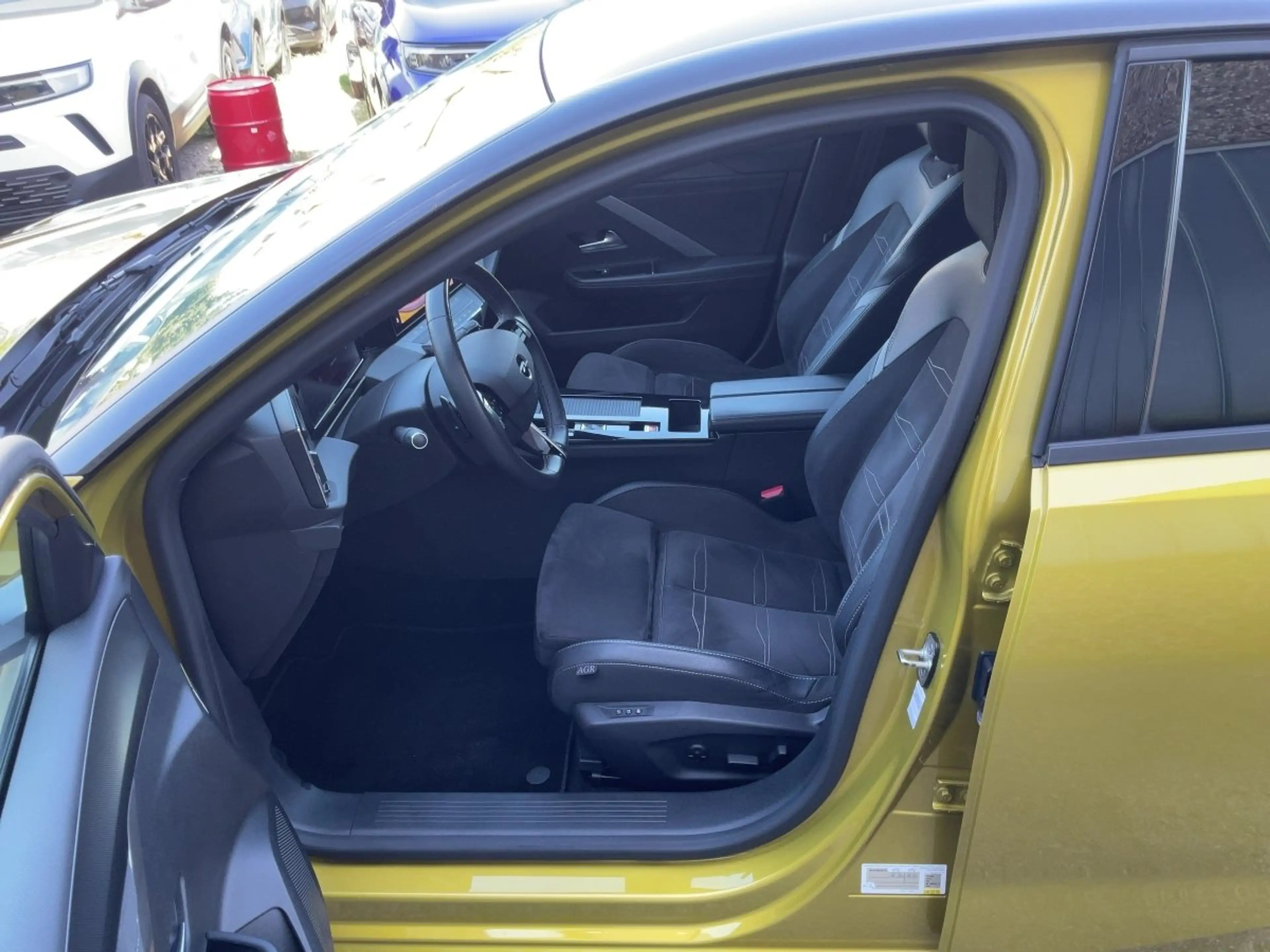Opel Astra L 1.6 Turbo Plugin GS Line ACC+AHK+LED+SHZ — photo 9