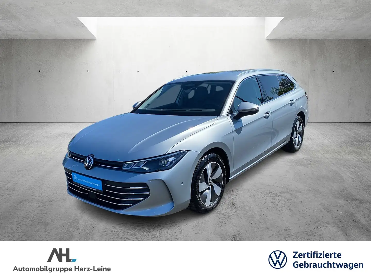 Volkswagen Passat Variant 2.0 TDI Business DSG LED HuD Massage 360° Navi ACC Silber - 1