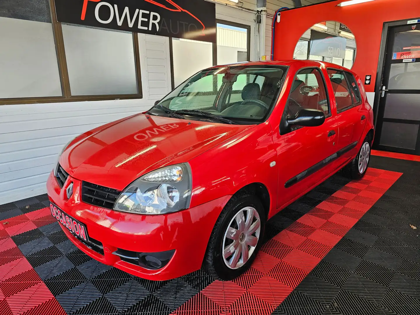 Renault Clio CAMPUS 90009KMS Rouge - 1