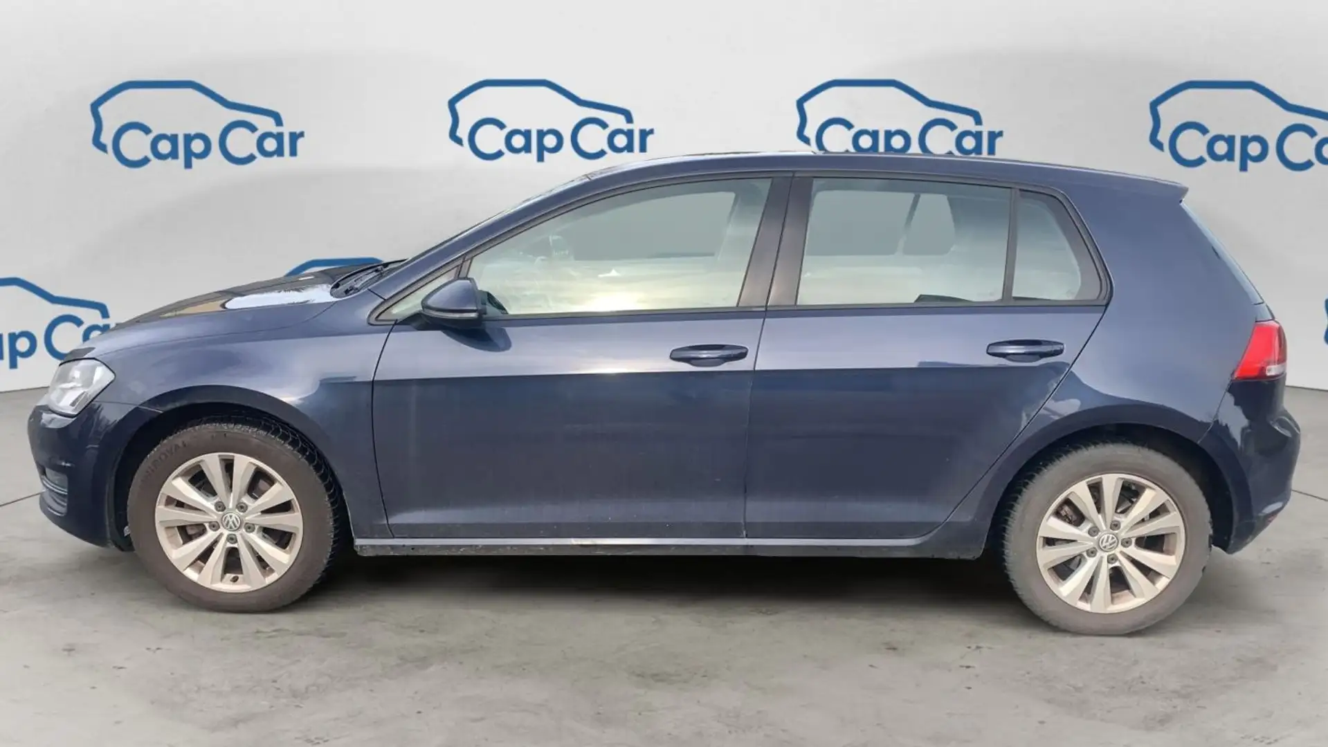 Volkswagen Golf 1.6 TDI 105 Confortline - 2