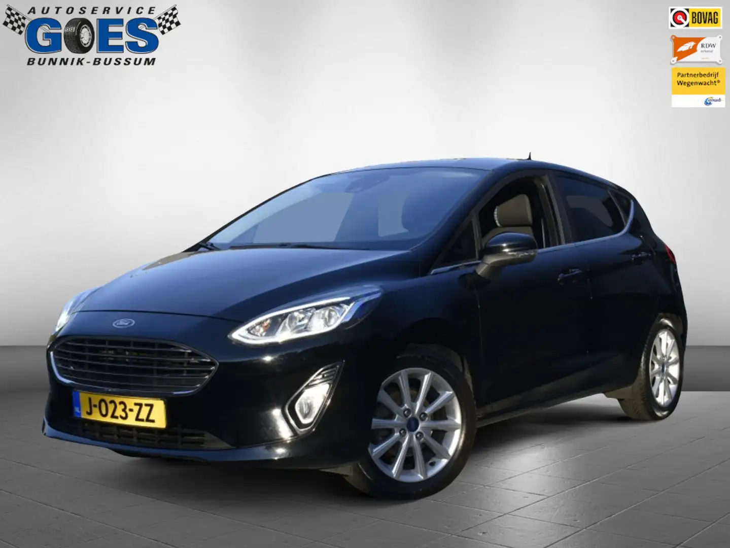 Ford Fiesta Fiesta 1.0 EcoBoost Titanium Start/Stopp (E 6d-T) Zwart - 1