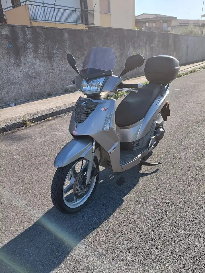 Kymco People S 200i
