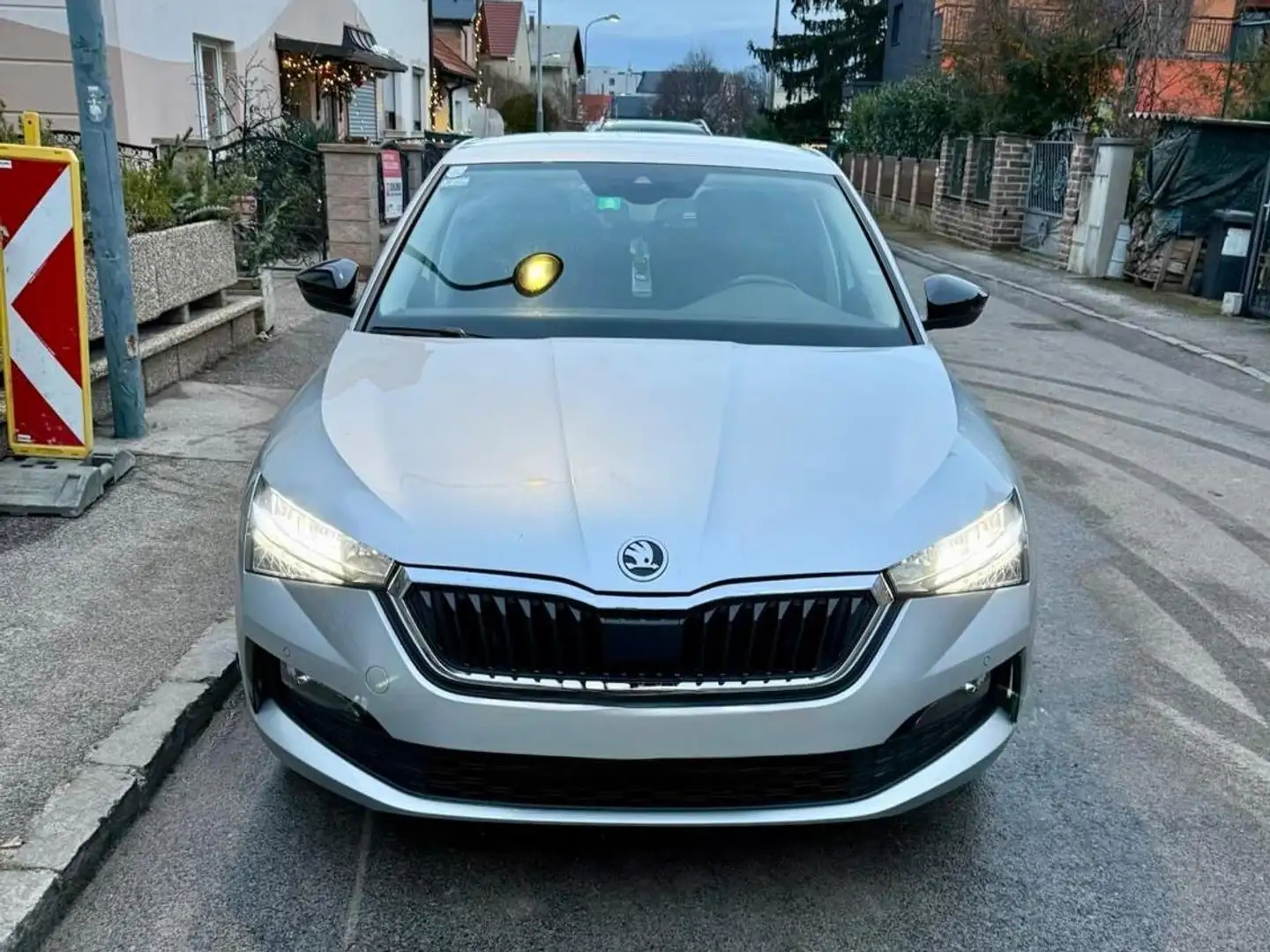 Skoda Scala Scala 1,6 TDI Ambition DSG Ambition Silber - 1