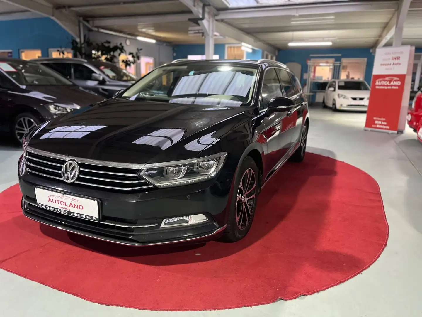 Volkswagen Passat Variant Highline DSG PDC NAVI ALCANTARA Noir - 1