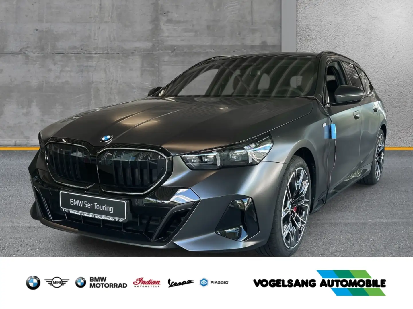BMW 540 D XDRIVE Sportpaket AD StandHZG AHK-klappbar Navi Gris - 1