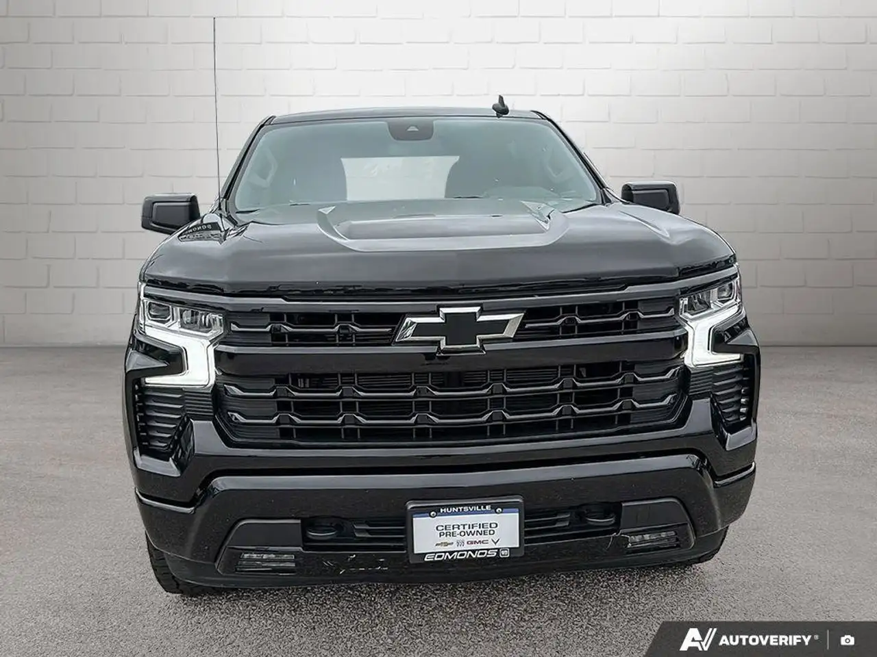 Chevrolet Silverado 1500 снимка Chevrolet Silverado 1500