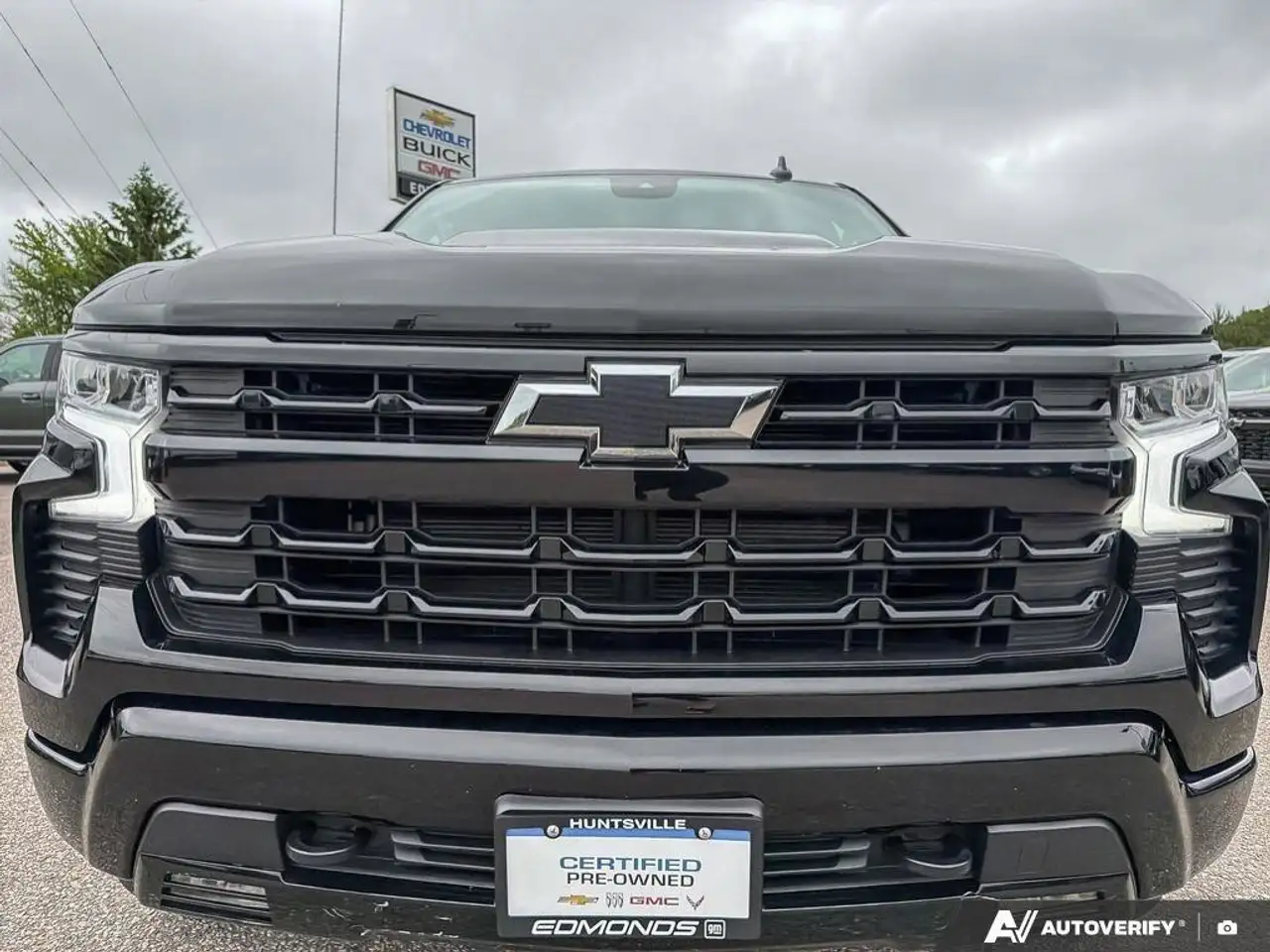 Chevrolet Silverado 1500 снимка Chevrolet Silverado 1500