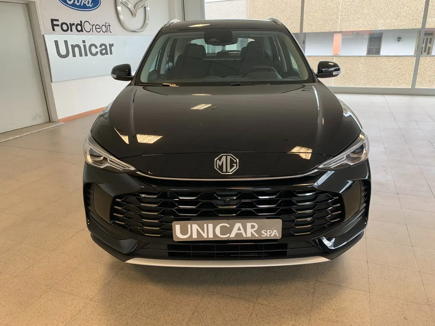 MG ZS 1.5, full hybrid 197cv comfort DA IMMATRICOLARE Nero - 2