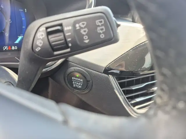 Ford Kuga view 12
