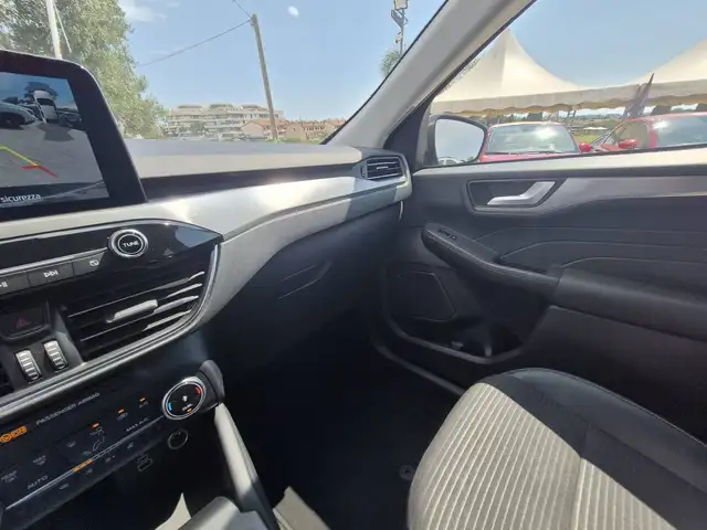 Ford Kuga view 13