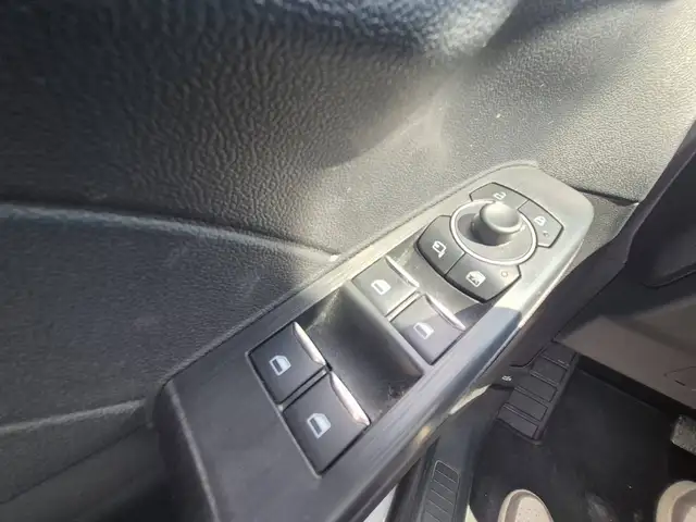Ford Kuga view 11