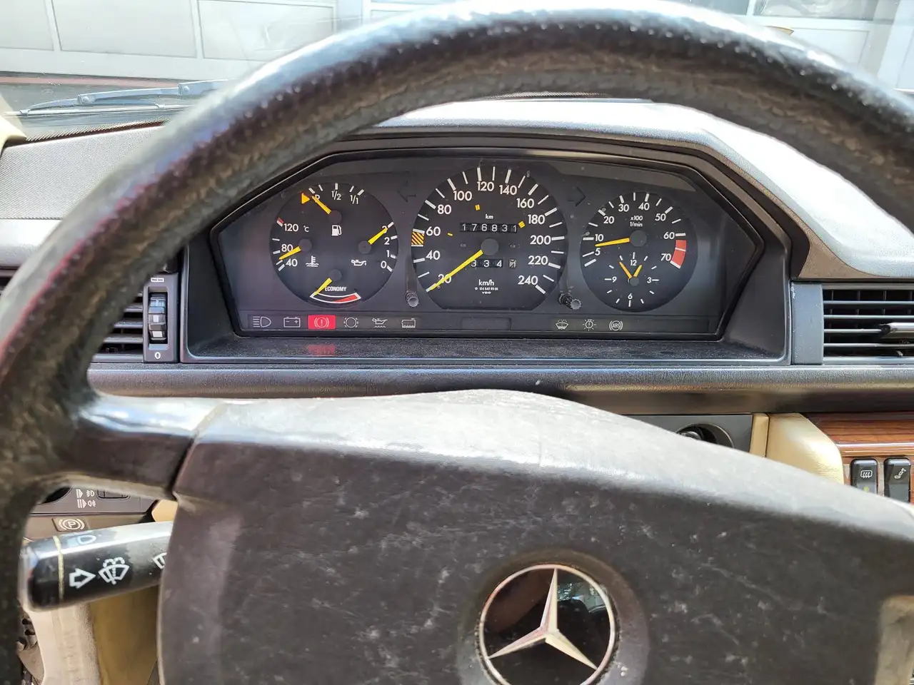 Mercedes-Benz E 300 300 E - W 124, foto 9