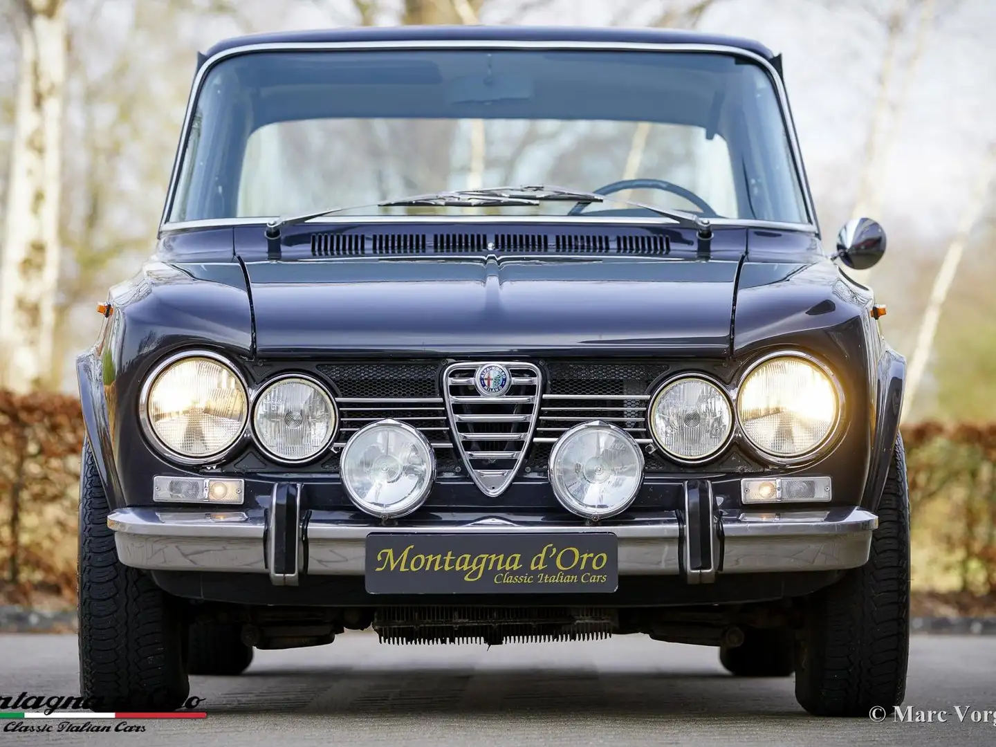 Alfa Romeo Giulia 1300 ti Grau - 1