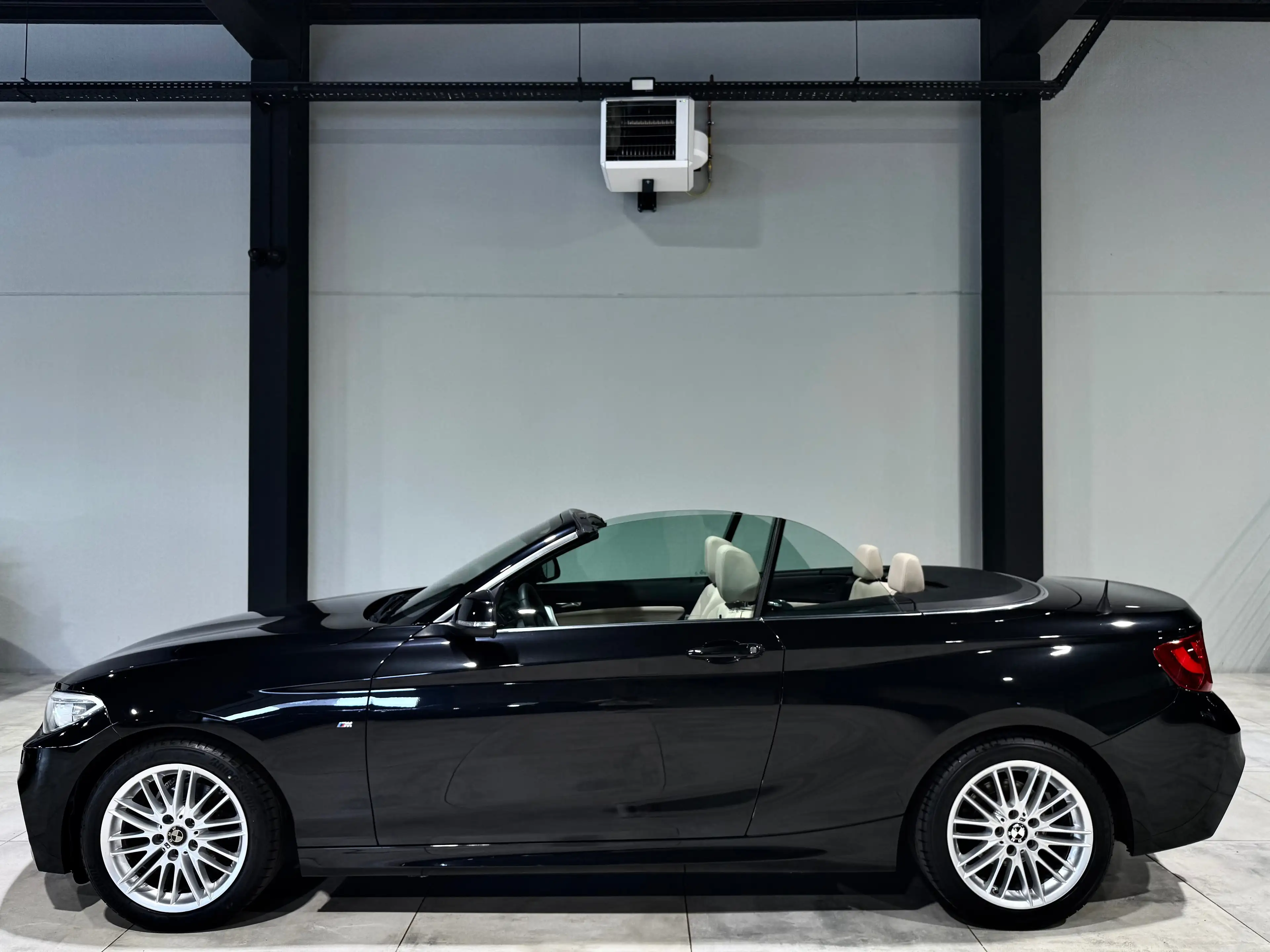 BMW 220 218d 150CV CABRIO PACK M" NAVI CUiR LED Bi-XENON JA17"++ — photo 5
