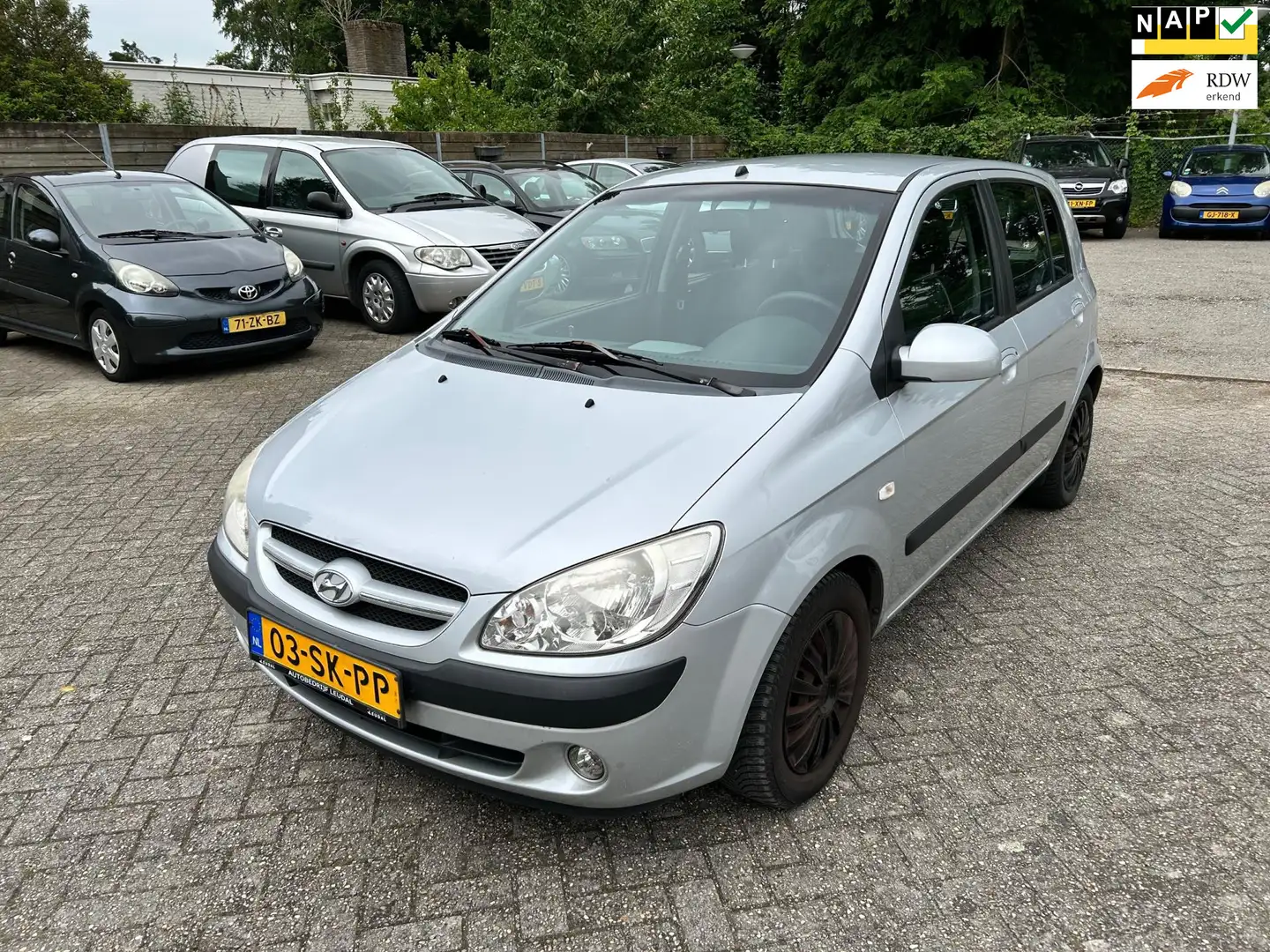 Hyundai Getz 1.4i Active Cool Gris - 1