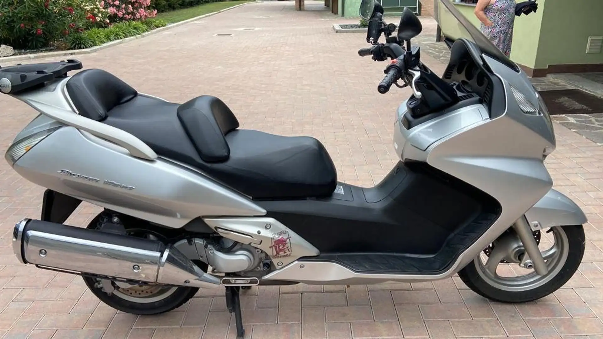 Honda Silver Wing 600 Argent - 2