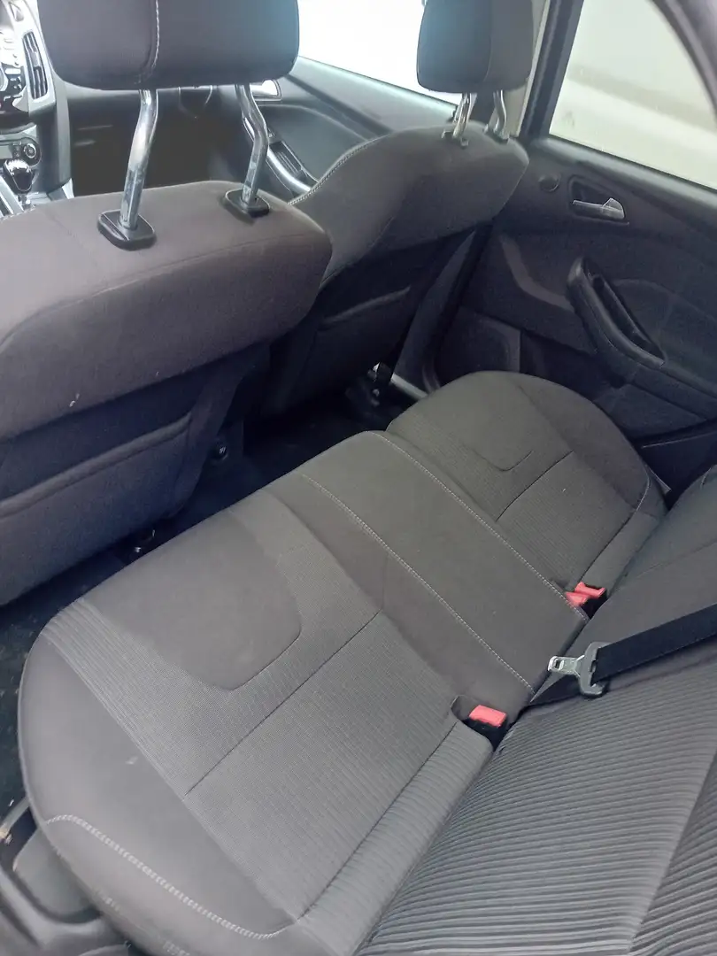 Ford Focus Export oder Händler - 1