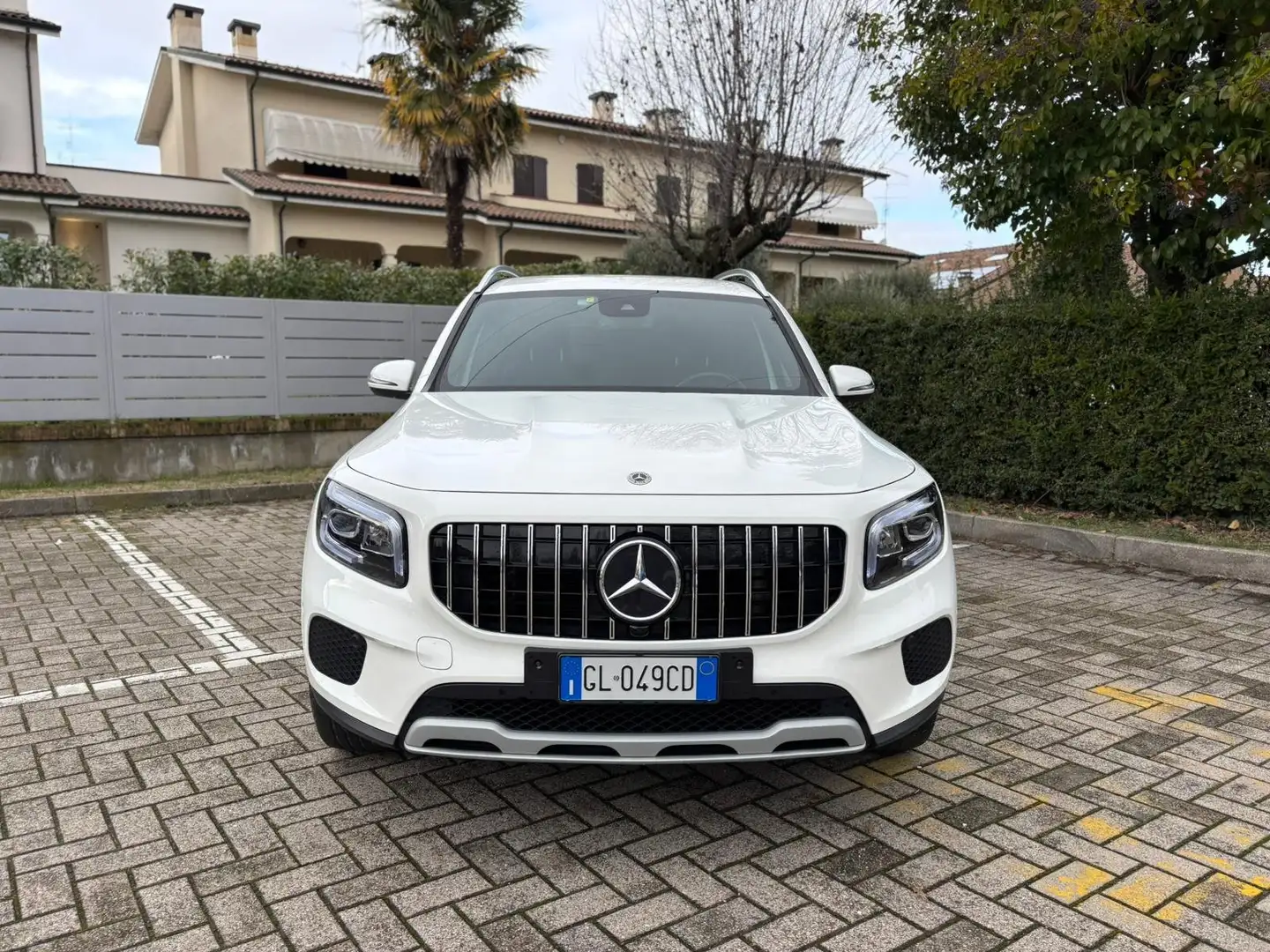 Mercedes-Benz GLB 200 GLB - X247 d Business auto Fehér - 2
