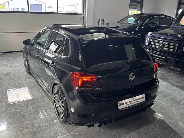 Volkswagen Polo view 8