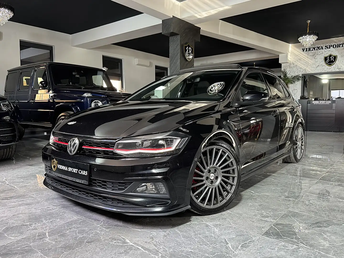 Volkswagen Polo GTI 2,0 TSI DSG*Blickfang*Mega-Ausstattung* Schwarz - 2