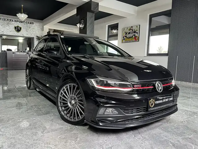Volkswagen Polo view 4