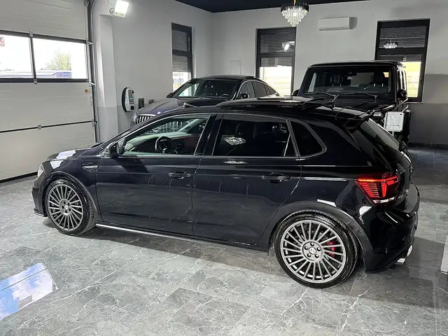 Volkswagen Polo view 6
