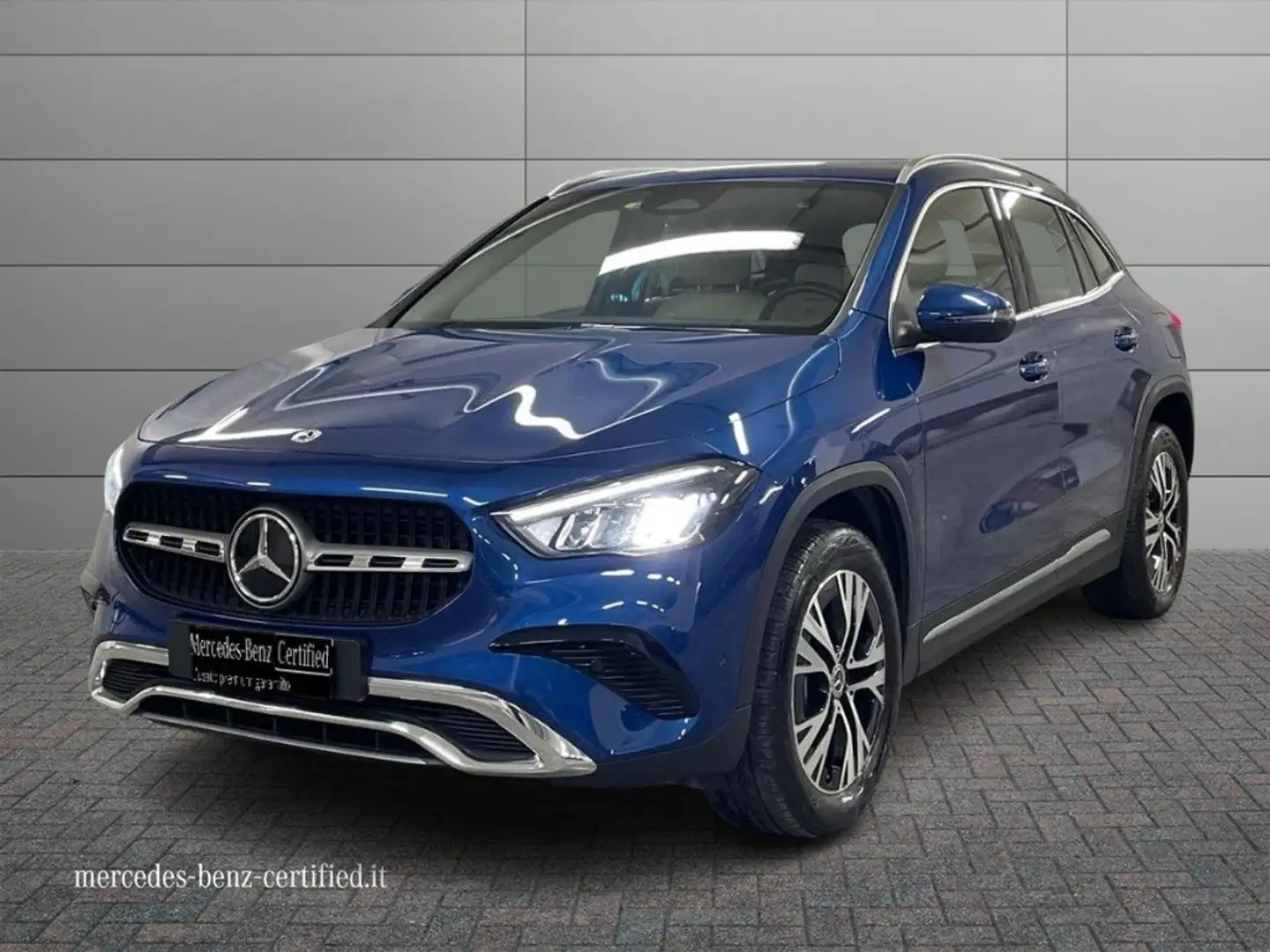 Mercedes-Benz GLA 180 180 d Progressive Advanced auto Modrá - 1