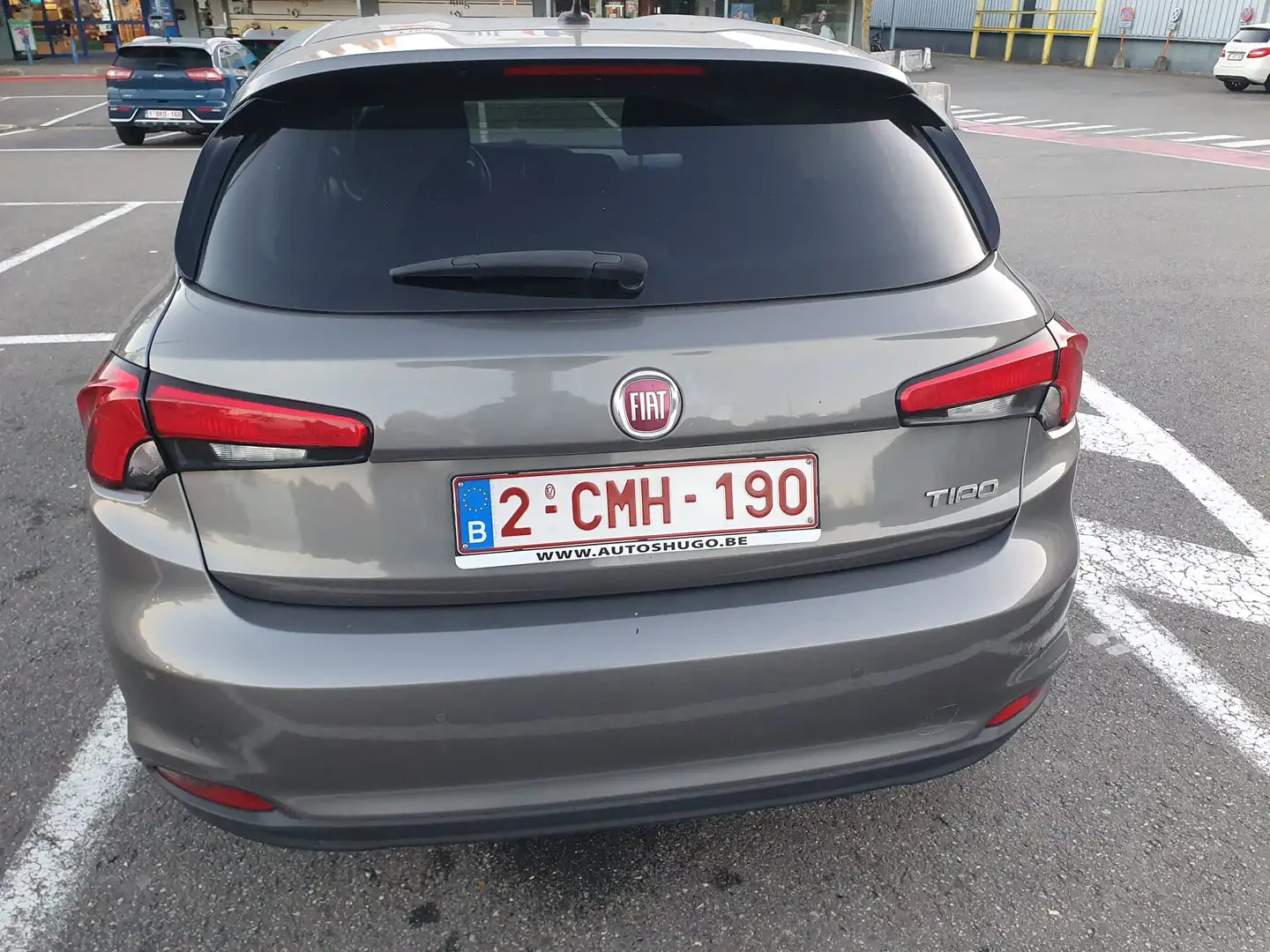 Fiat Tipo Tipo 1.4 T-Jet Easy Grijs - 2