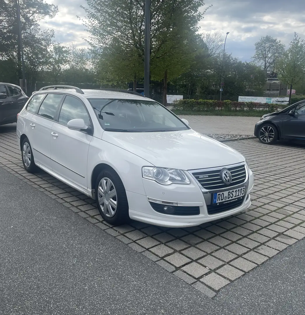 Volkswagen Passat Variant Trendline TDI BlueMotion Weiß - 1