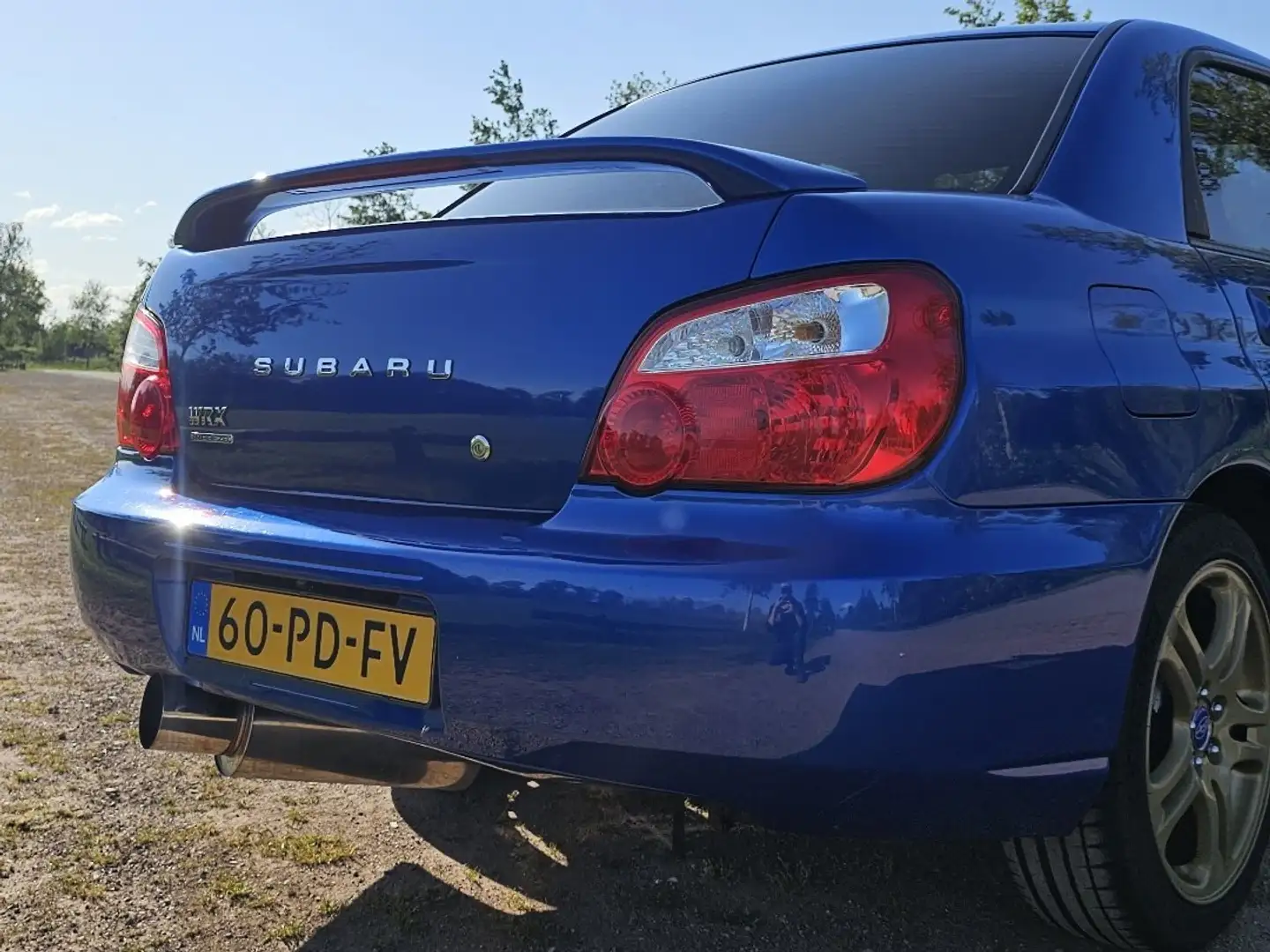 Subaru Impreza 2.0 WRX AWD Azul - 2