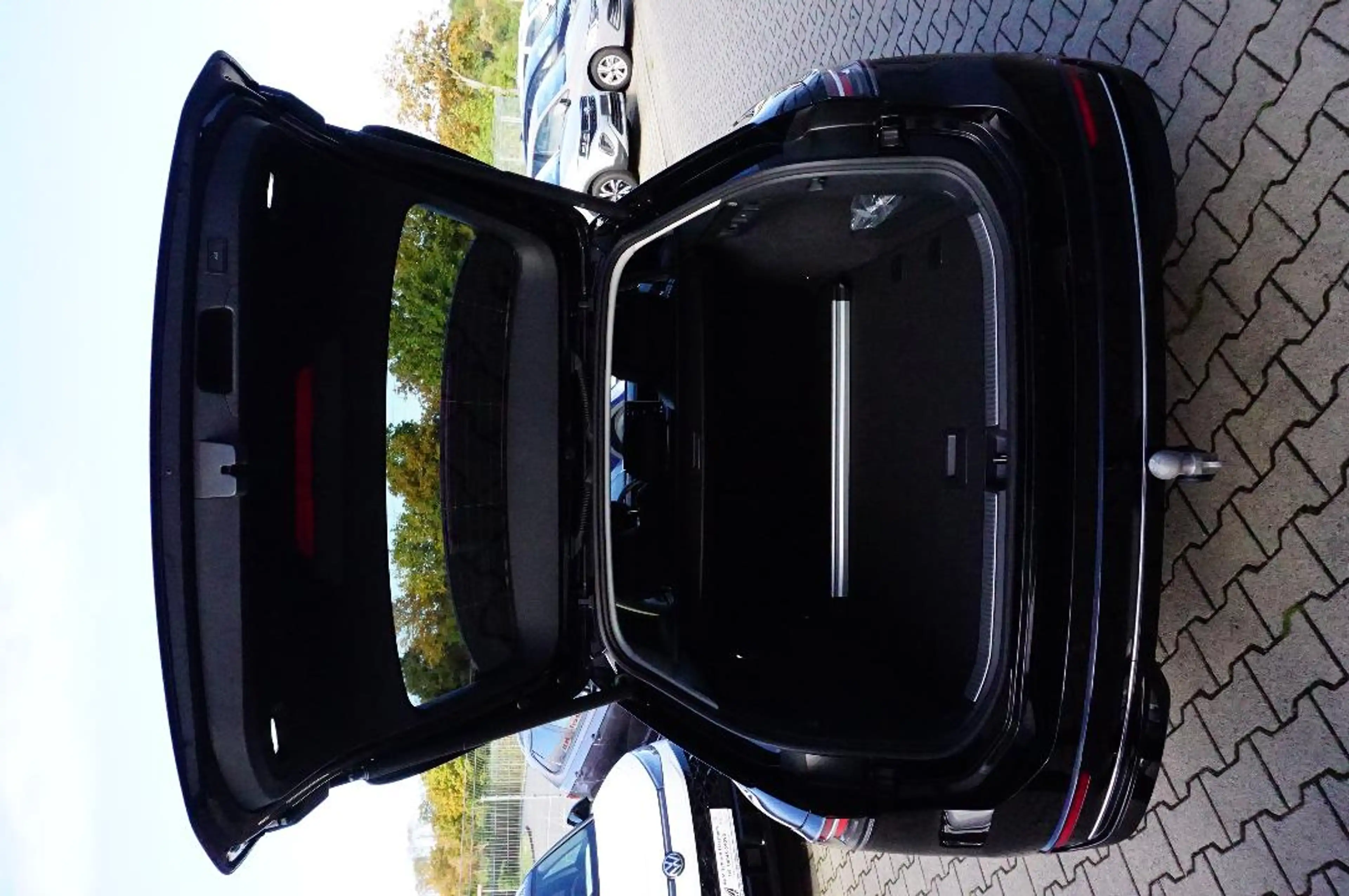 Volkswagen Passat Elegance Passat Elegance 2,0 l TDI SCR 110 kW (150 PS) 7-Gang-Doppelkupplungsgetriebe DSG — photo 8