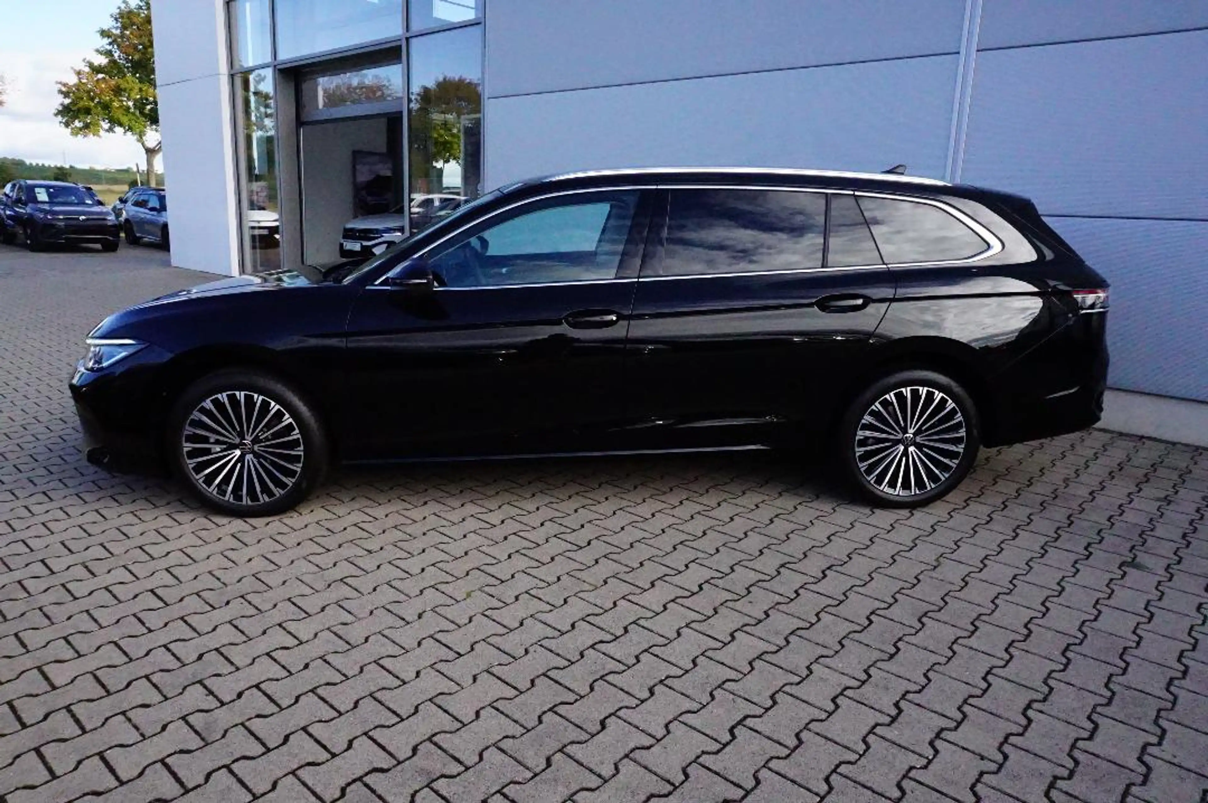 Volkswagen Passat Elegance Passat Elegance 2,0 l TDI SCR 110 kW (150 PS) 7-Gang-Doppelkupplungsgetriebe DSG — photo 6