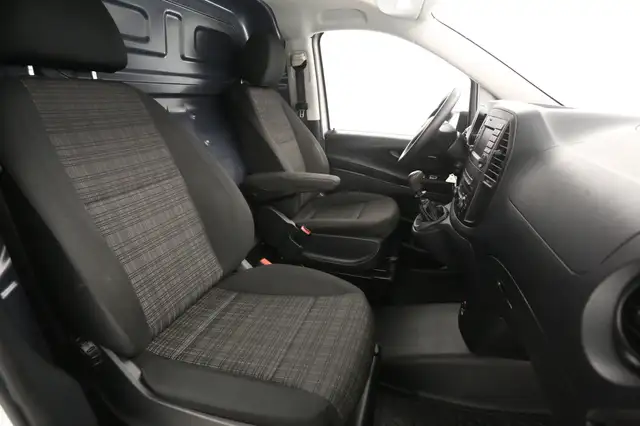 Mercedes-Benz Vito view 10