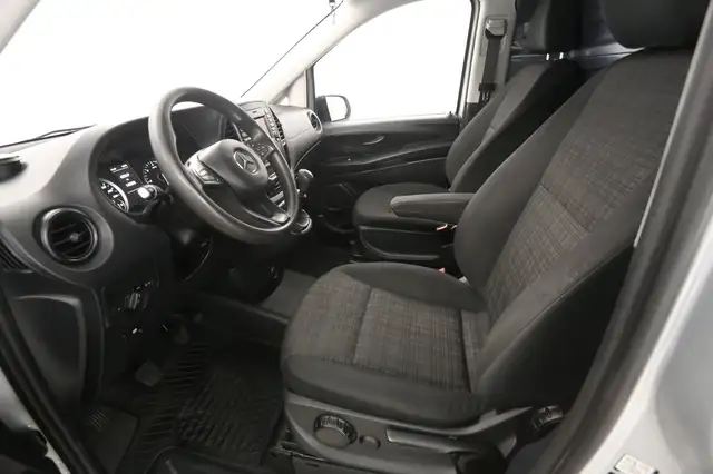 Mercedes-Benz Vito view 22