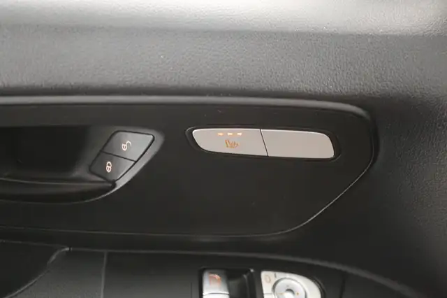 Mercedes-Benz Vito view 18