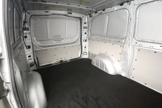 Mercedes-Benz Vito view 24