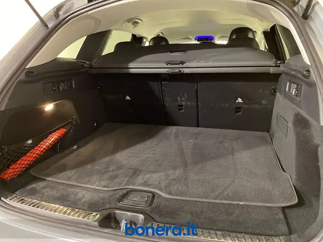Mercedes-Benz GLC view 9