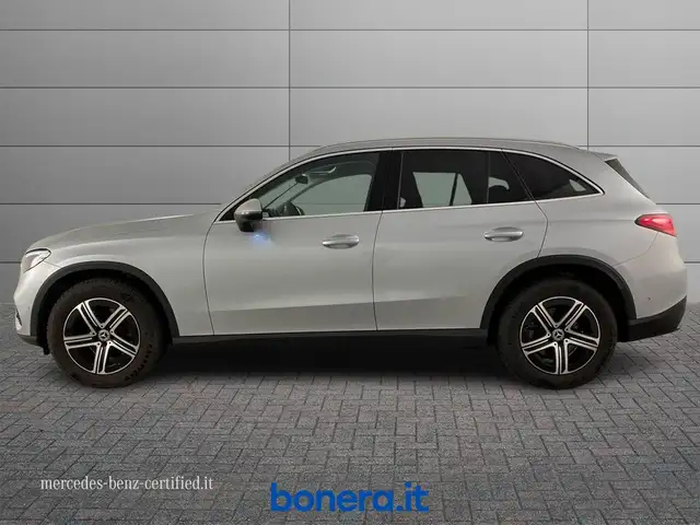 Mercedes-Benz GLC view 7