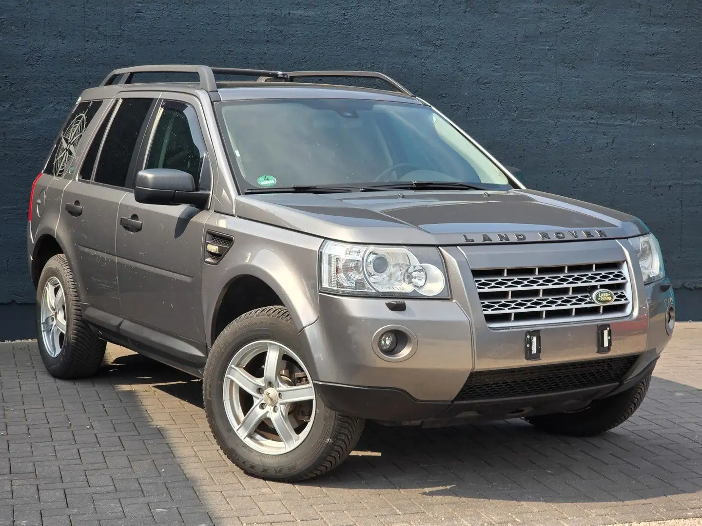 Land Rover Freelander 2 S TD4 Grau - 2