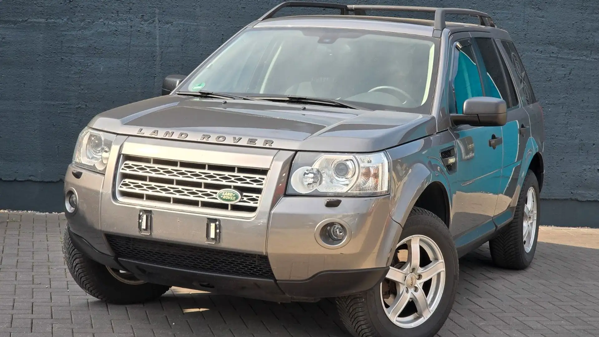Land Rover Freelander 2 S TD4 Grau - 1