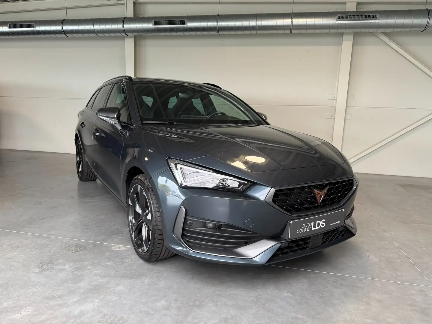 CUPRA Leon Leon Sportstourer 1.4 e-Hybrid - 32.620 KM Grau - 1