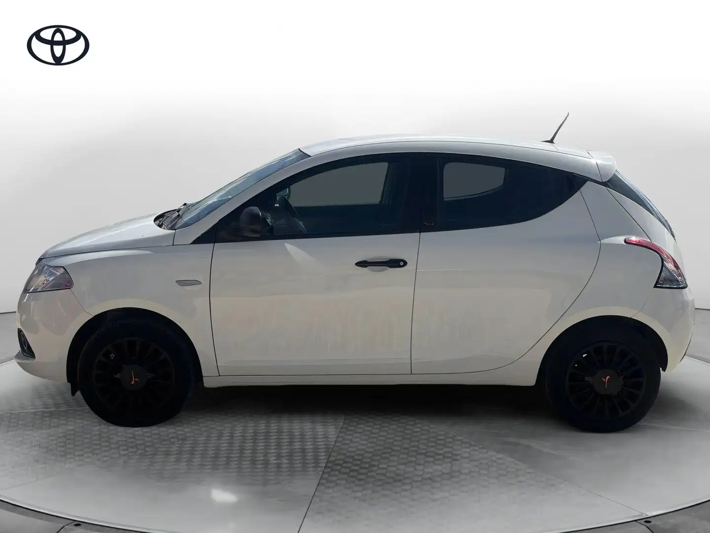 Lancia Ypsilon 1.2 69 CV 5 porte S&S Elefantino Blu Weiß - 2