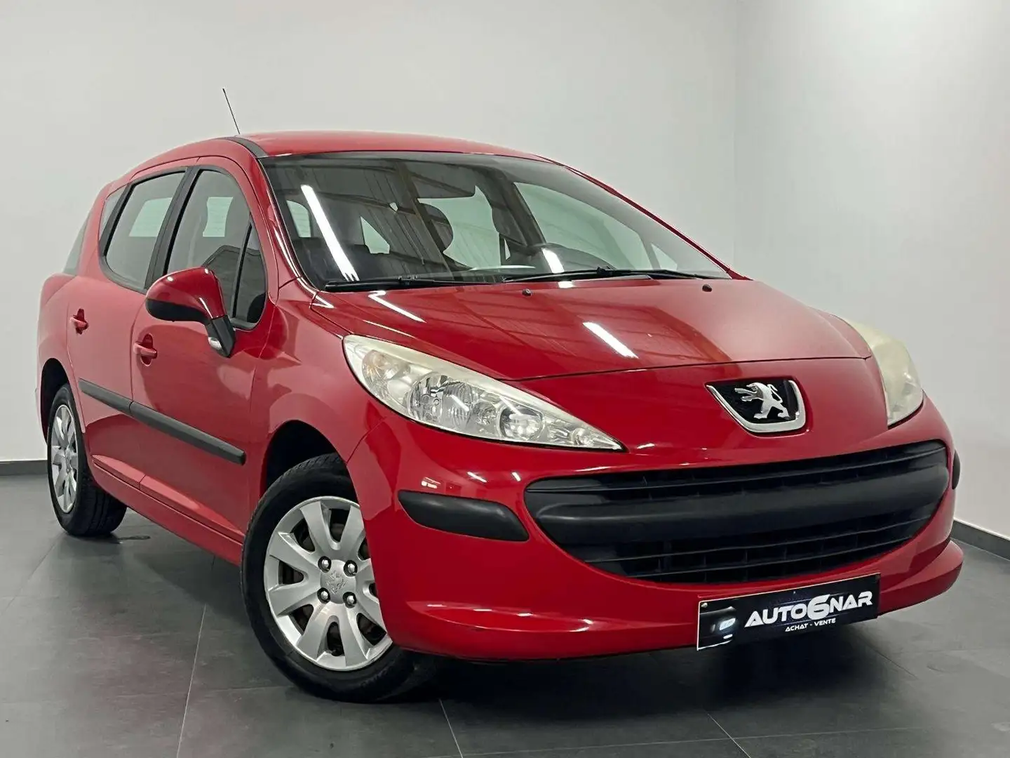 Peugeot 207 SW 1.6 HDi - Carnet - Euro 4 - CtOK Rouge - 1