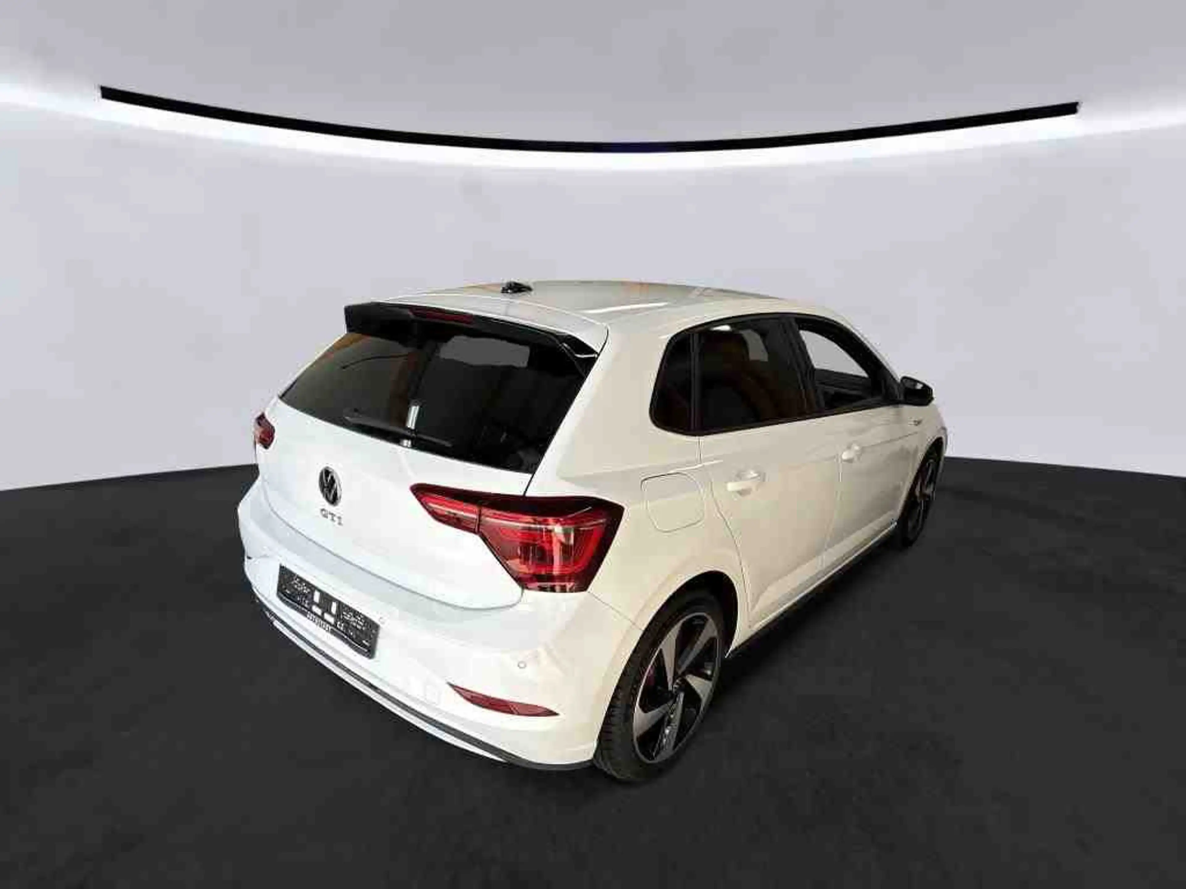 Volkswagen Polo GTI DSG +KAMERA+ACC+LED+NAVI+ — photo 3