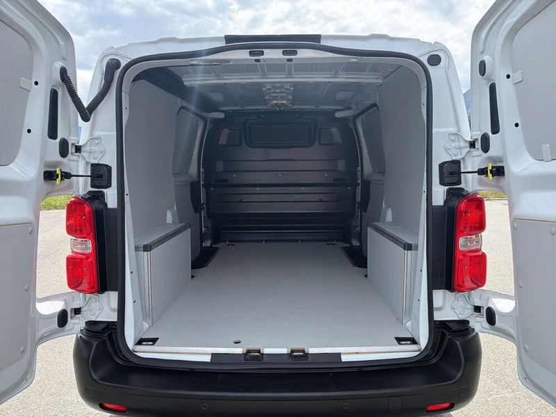 Citroen Jumpy 106 kW Blue-HDI Standard M — photo 10