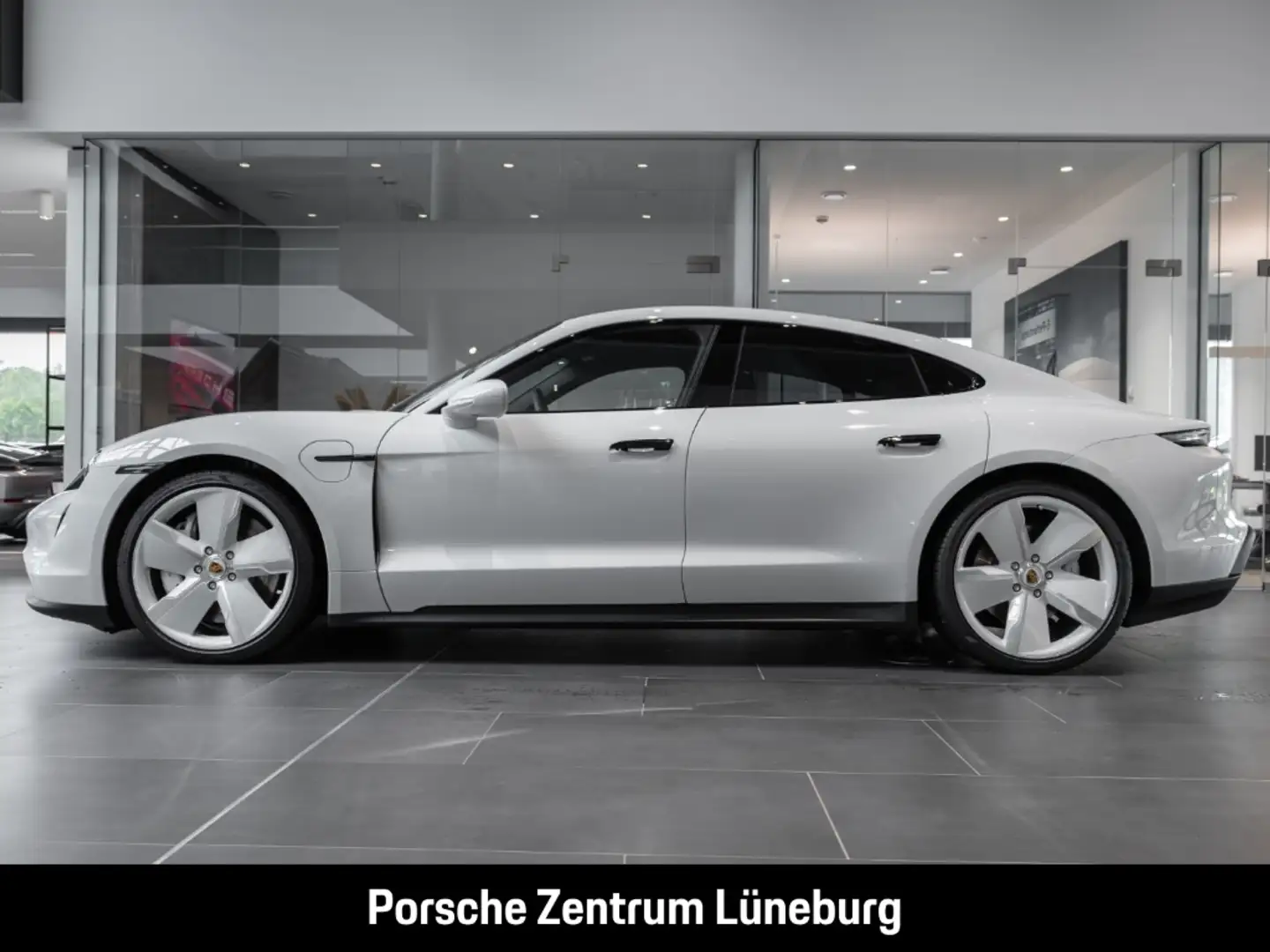 Porsche Taycan 4S BOSE Sport Chrono Panorama LED-Matrix Weiß - 2