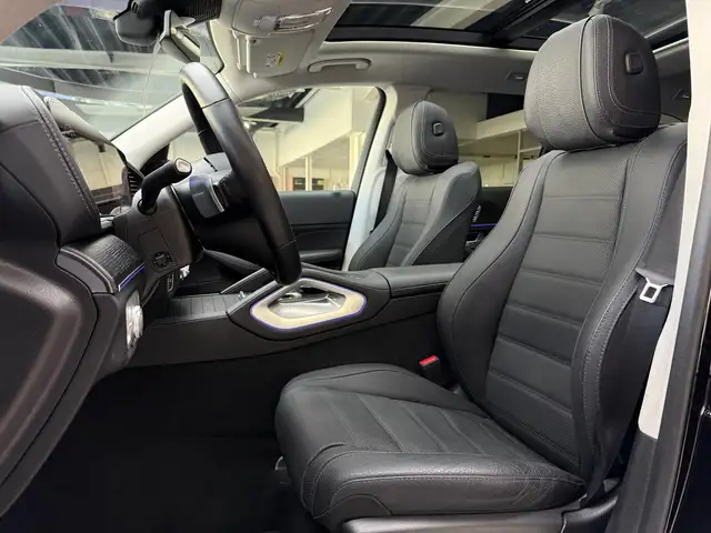 Mercedes-Benz GLS view 12