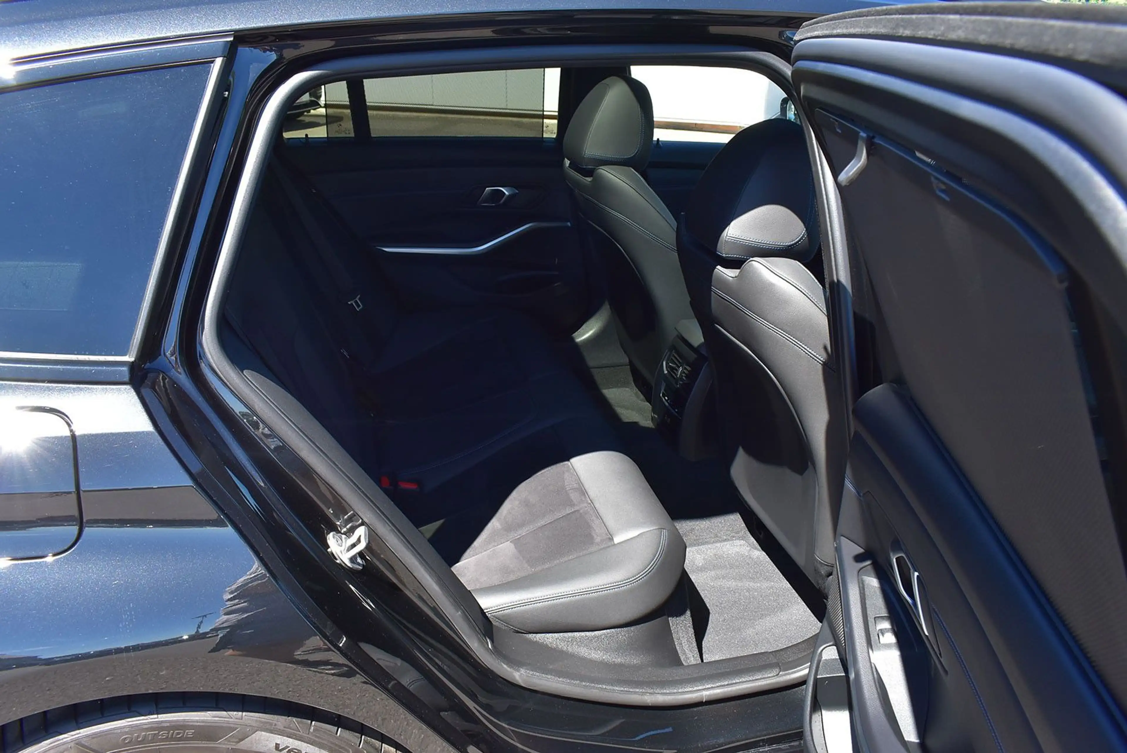 BMW 318 i M Sport Head-Up+Panorama+Kamera+Memory+AHK — photo 12